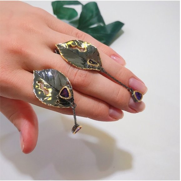 Italian Jewelry Black Gold Leave Earrings - Picture 8 of 14